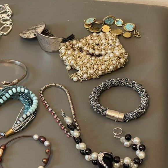 Bundle of Stretchy Bracelets - Picture 6 of 7